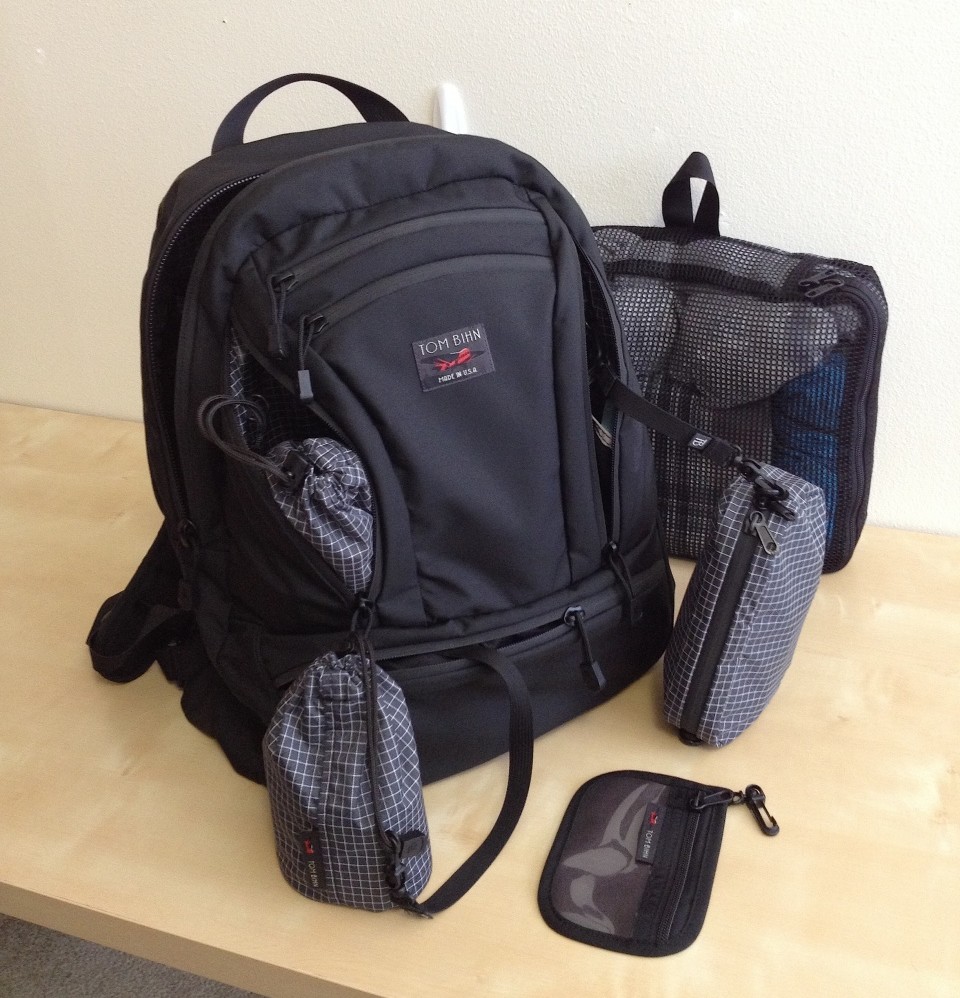 Tom Bihn Synapse 25 with accessories