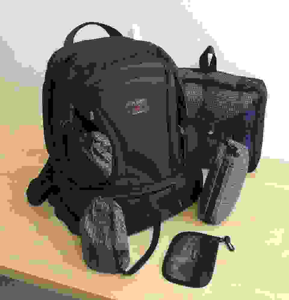 Tom Bihn Synapse 25 with accessories
